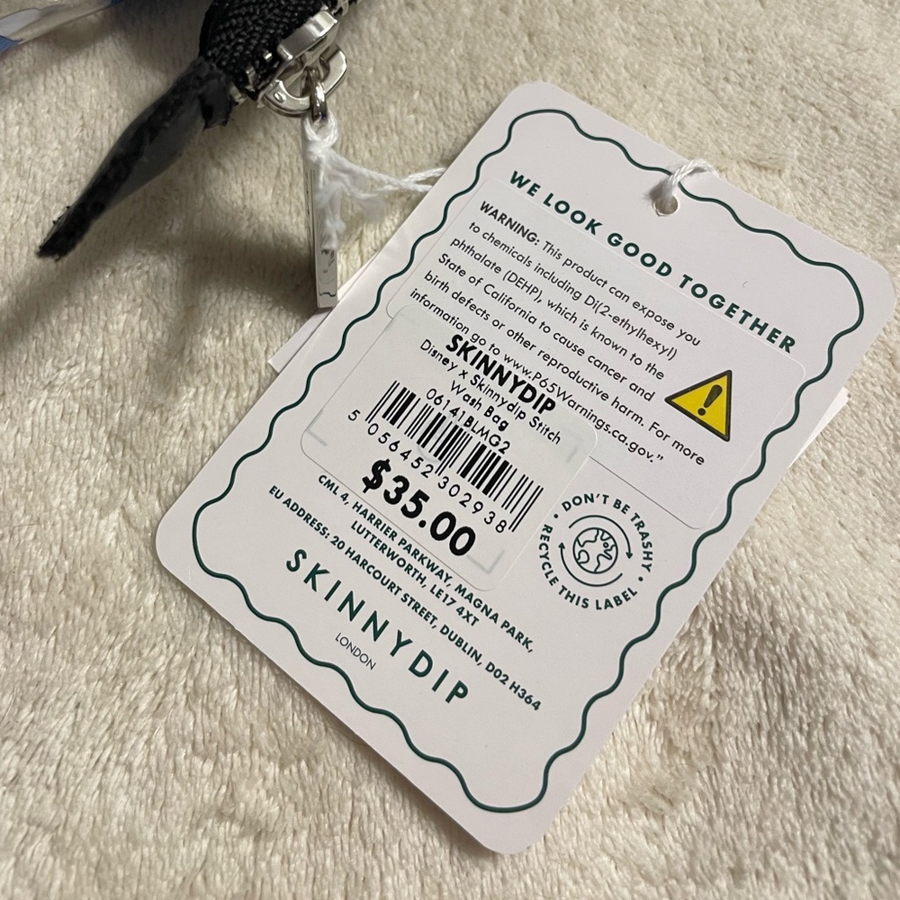 Disney x Skinnydip Stitch Wash Bag - Picture 2 of 2